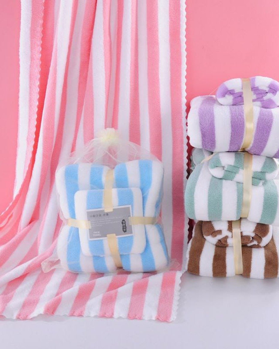2 in 1 Patterned Towel 2 2 in 1 Patterned Towel - Image 2